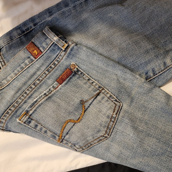 7 for all mankind, size 26 light wash jeans - Picture 2 of 4